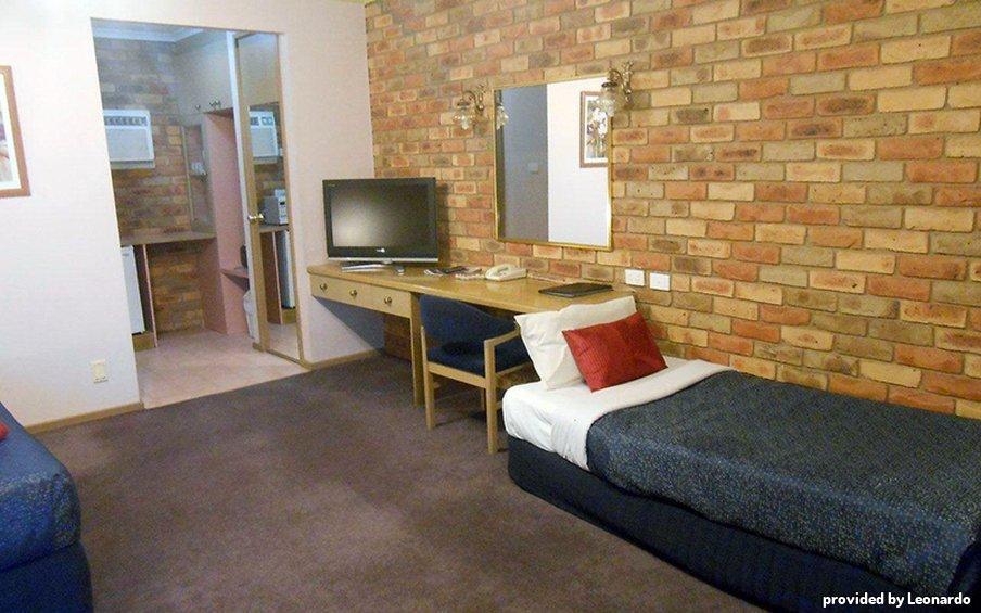 Pines Country Club Motor Inn Shepparton Dış mekan fotoğraf